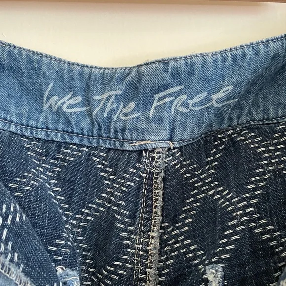 We The Free denim joggers in XS - Picture 3 of 6